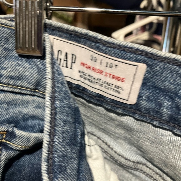 Women's GAP Blue Cargo Jeans wideleg. NWOT - Picture 4 of 5